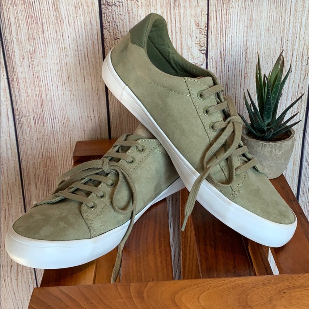 OLD NAVY Faux Suede Sneakers